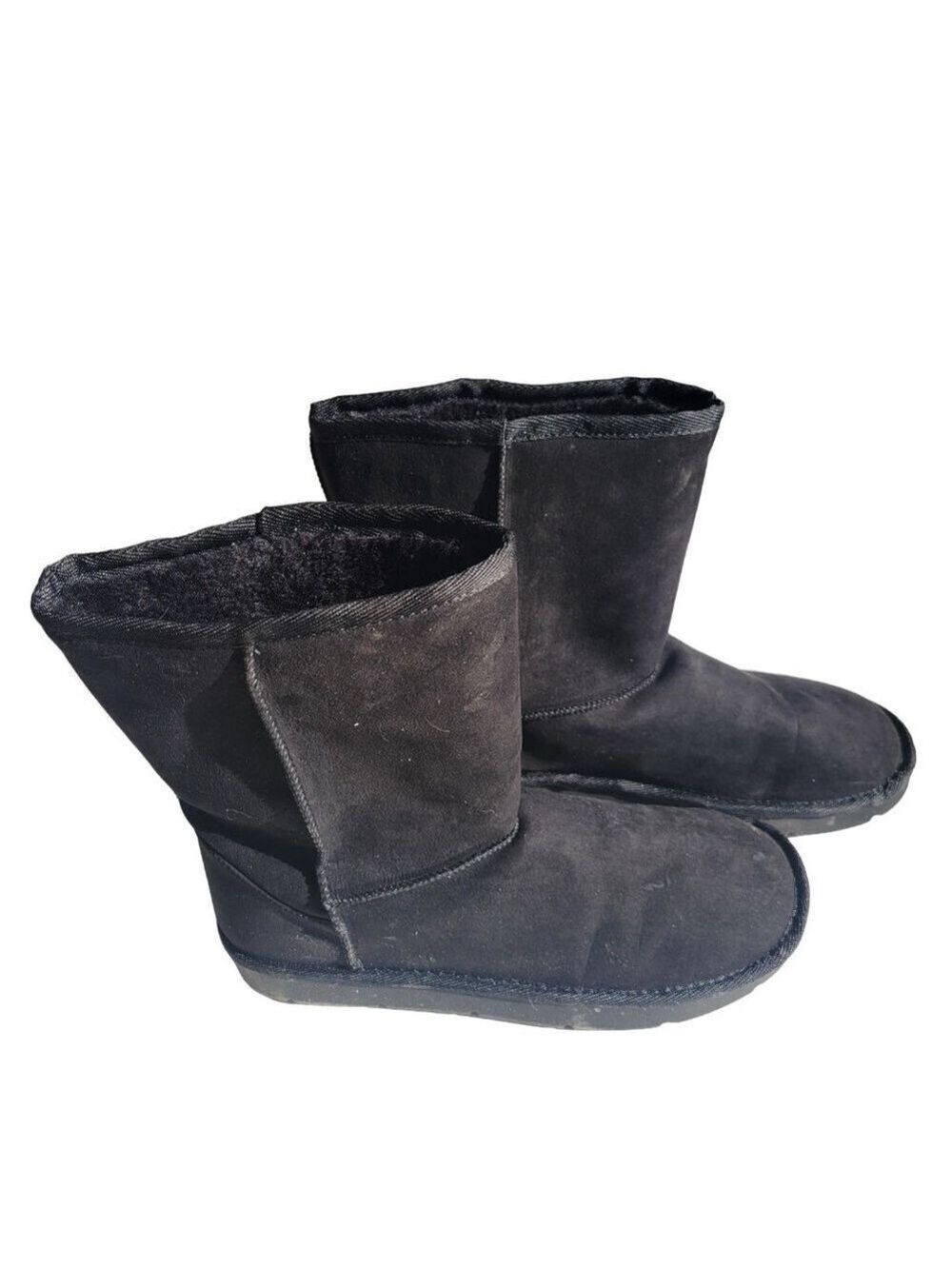 Women's Black winter Boots Size 9